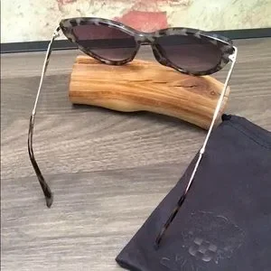 Vince Camuto Silver Gray Aviator Sunglasses with Double Bridge Vince Camuto VM627 CL Aviator Pilot Sunglasses Clear Silver  main image 3